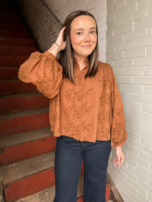 Chestnut Detail Top